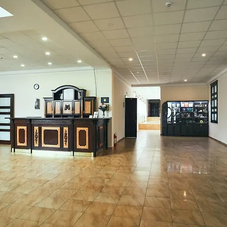 酒店 Patriarshyi