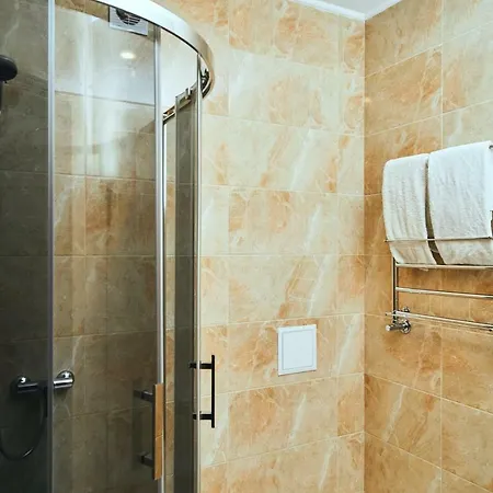 Patriarshyi מלון 3*